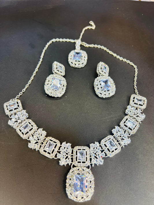 WHITE STONE JEWELRY